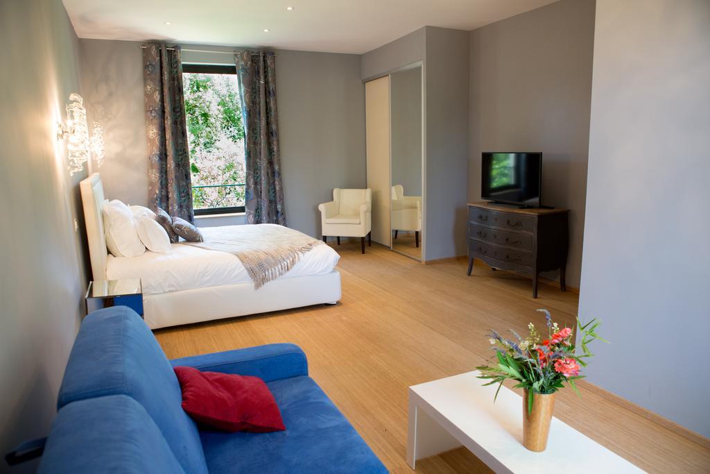 Domaine Du Prieure D'Estagel Hotel Saint Gilles Croix de vie Buitenkant foto